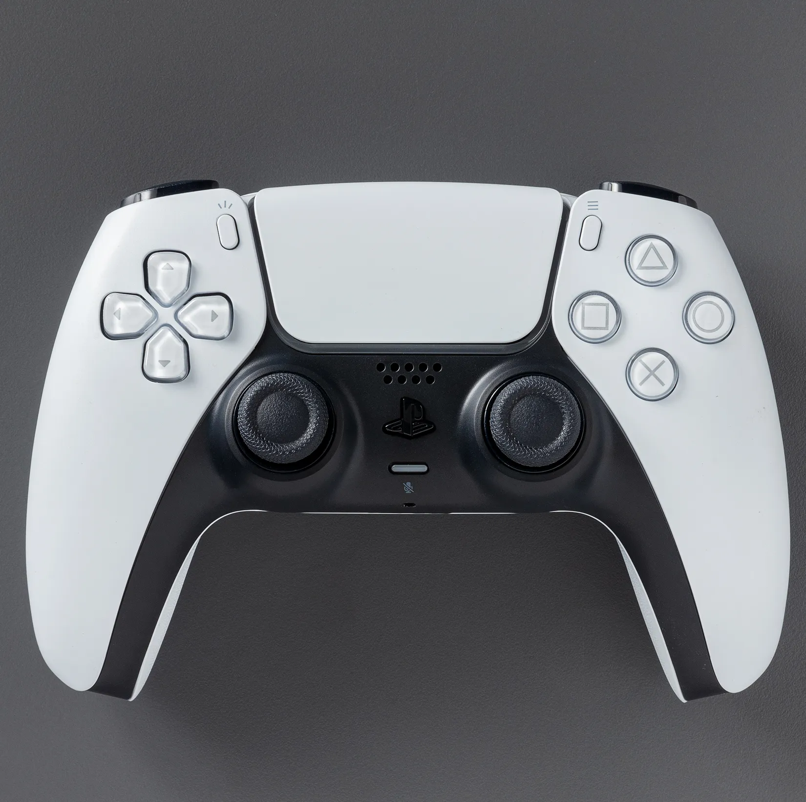 Master Every Console Game with a High-Performance Gaming Controller
